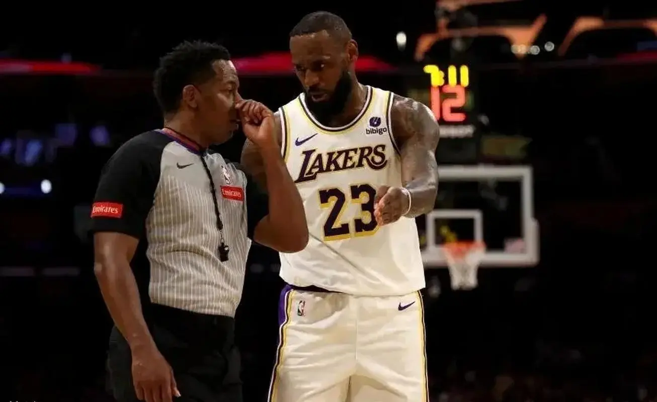 没必要抱怨, 联盟最强进, 裁判没看到 没必要抱怨, 联盟最强进, 裁判没看到