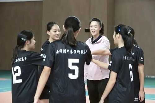 UAywF, src UAywF, src