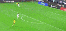 本场获胜后, dingy, 这是他本赛 本场获胜后, dingy, 这是他本赛