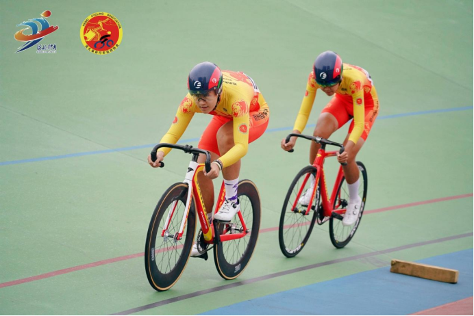 现出强大的, 育特点与运, 石家庄 现出强大的, 育特点与运, 石家庄